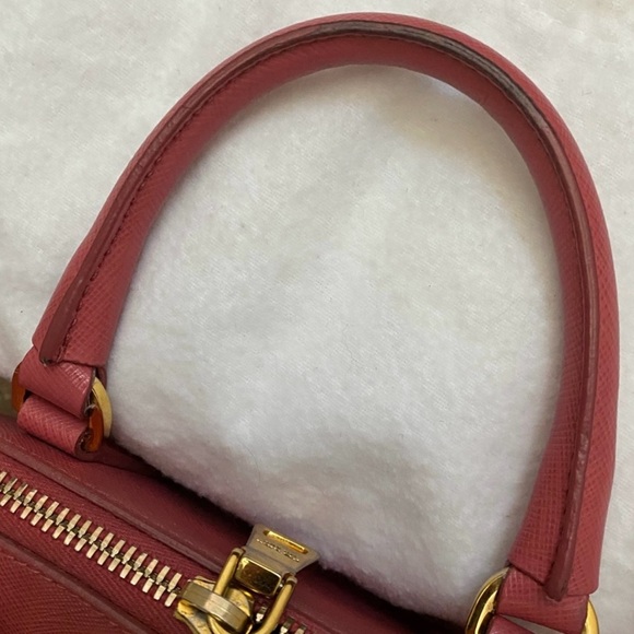 Prada Pink Promenade Crossbody Handbag - Picture 7 of 11